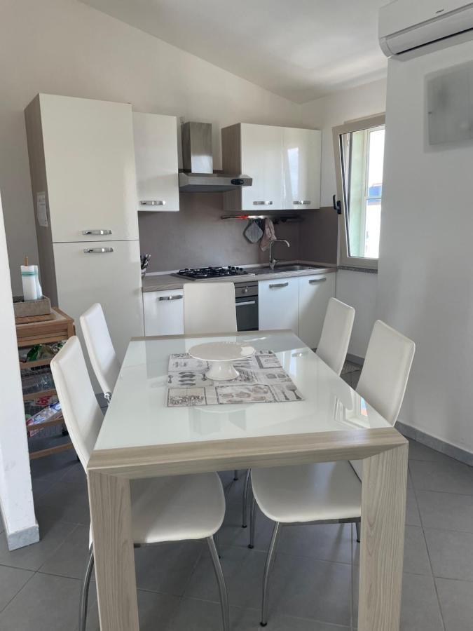Mansarda San Pietro Apartman Valledoria Kültér fotó